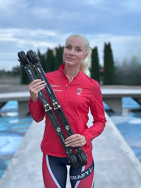 Closeup FF skate rollerskis 2020 model